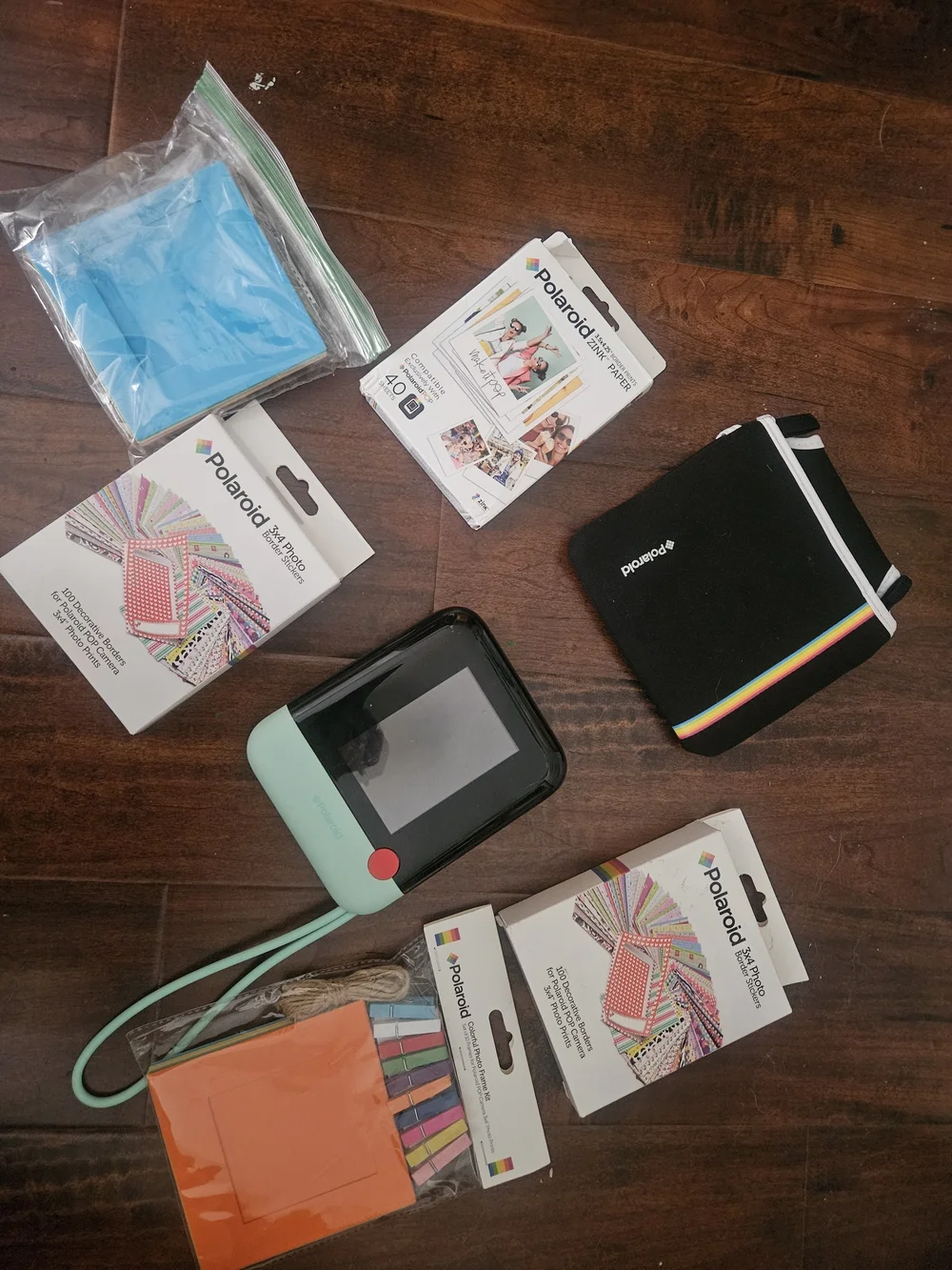 Polaroid POP Instant Print Digital Camera - Mint/Black